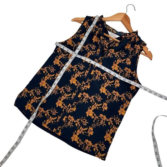 Market and Spruce navy and yellow floral sleeveless top size small - Picture 4 of 6